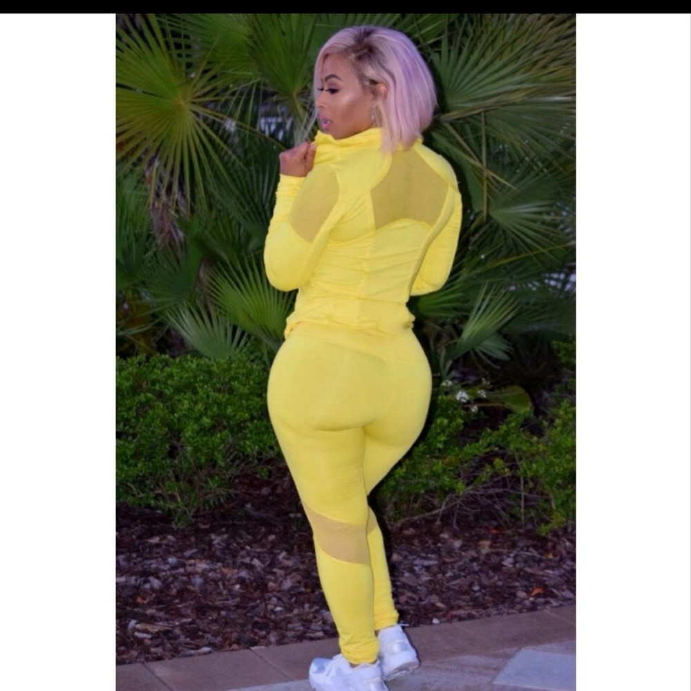 2 piece tracking suit